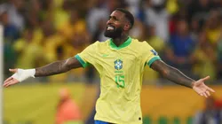 Saída do Flamengo pode afetar sequência de Gerson na Seleção Brasileira.