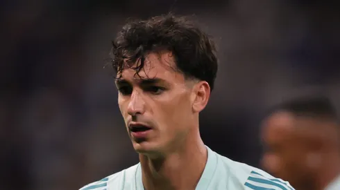 Dinenno antes de partida contra o Vila Nova, pela Copa do Brasil.