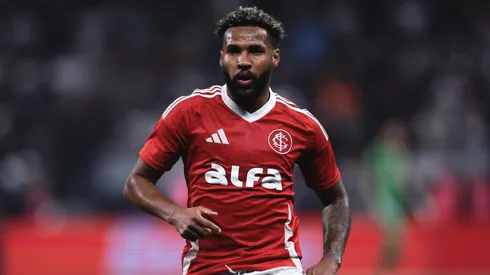 Wesley jogador do Internacional durante partida contra o Corinthians no estádio Arena Corinthians pelo campeonato Brasileiro A 2025.