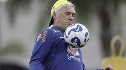 Lances de Ancelotti em treino da Seleção viralizam nas redes. Foto: Rafael Ribeiro/CBF.