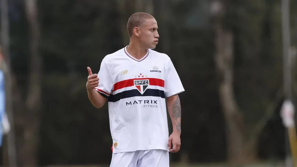 Maik é uma das revelações da base do São Paulo. Foto: Rubens Chiri/São Paulo FC