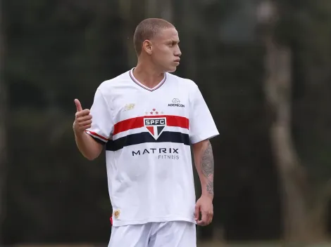 Maik, cria da base, pode ganhar espaço no São Paulo