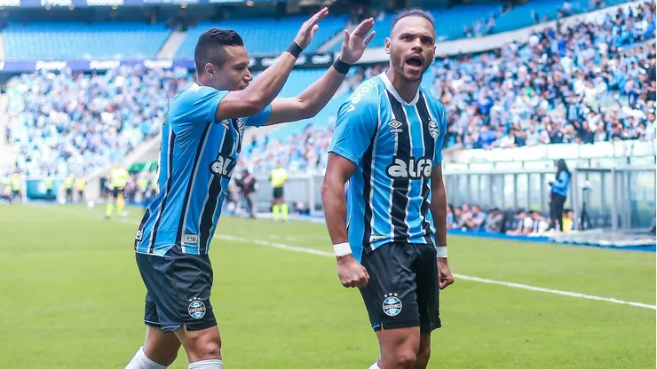 Grêmio venceu o Juventude e busca vencer o Corinthians antes da parada para o Mundial de Clubes