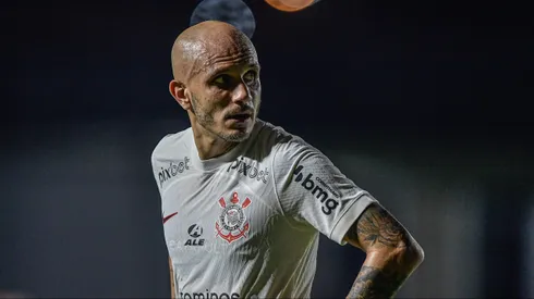 Fábio Santos jogador do Corinthians - Foto: Thiago Ribeiro/AGIF