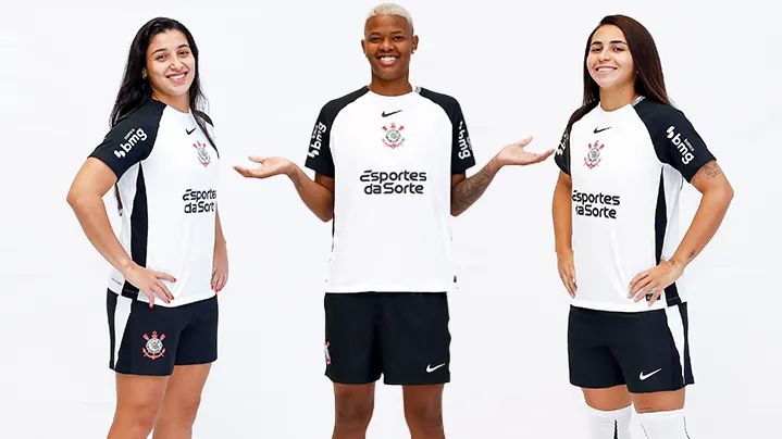 Duda Sampaio, Jhonson e Mariza jogadoras do Corinthians