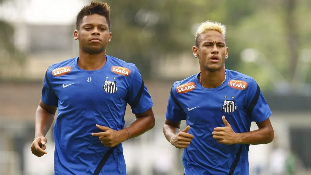 Ex-parceiro de Neymar no Santos, André se aposentou em 2024.