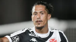 Mauricio Lemos jogador do Vasco durante partida contra o Santos no estádio São Januário pelo campeonato Brasileiro A 2025.