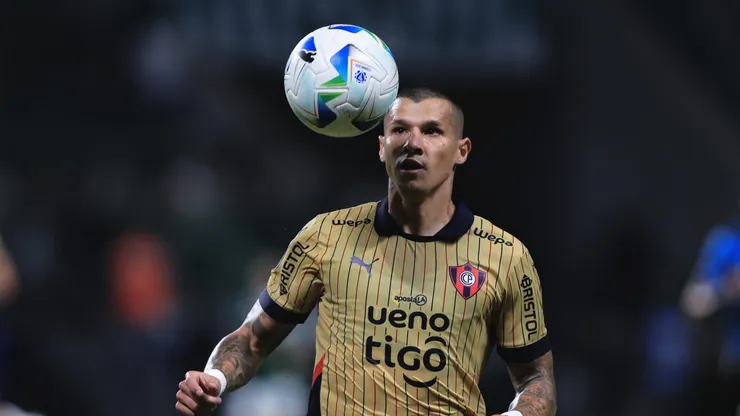 Alan Benítez, de 31 anos, está próximo de ser contratado como novo reforço do Internacional.