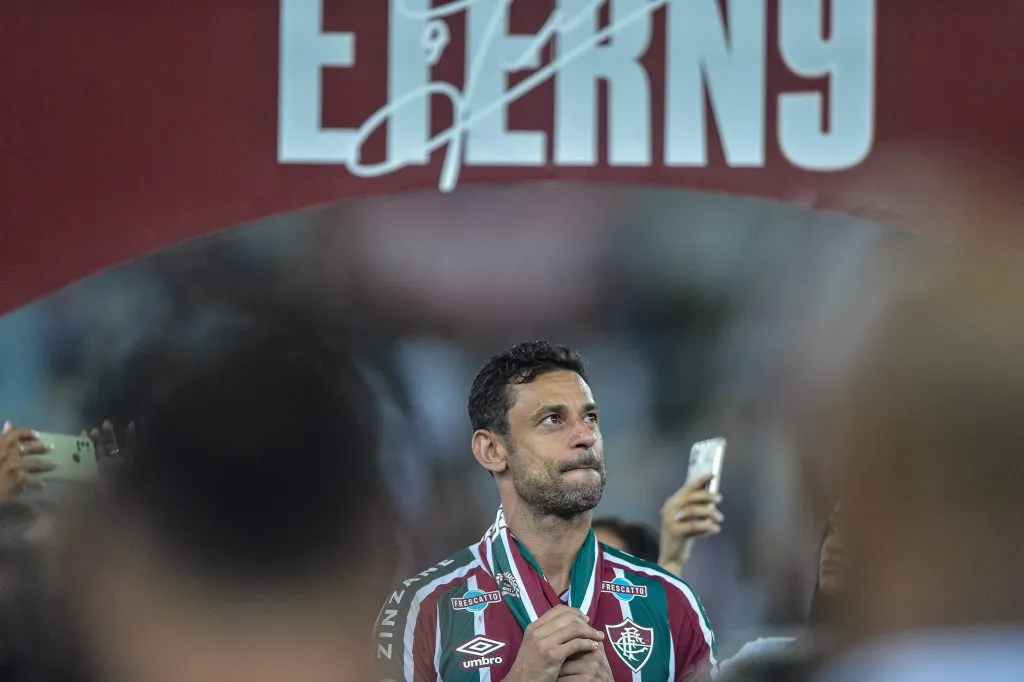 Fred jogador do Fluminense recebe homenagem – Foto: Thiago Ribeiro/AGIF