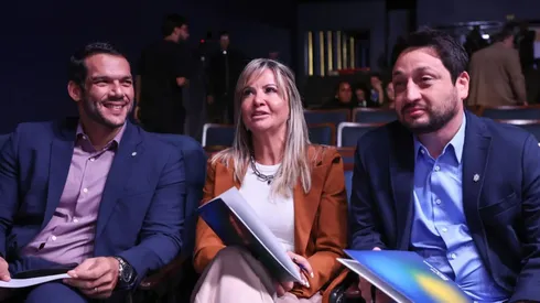 Samir Xaud, Cris Gambaré e Arthur Elias durante convocação. Foto: Livia Villas Boas/CBF