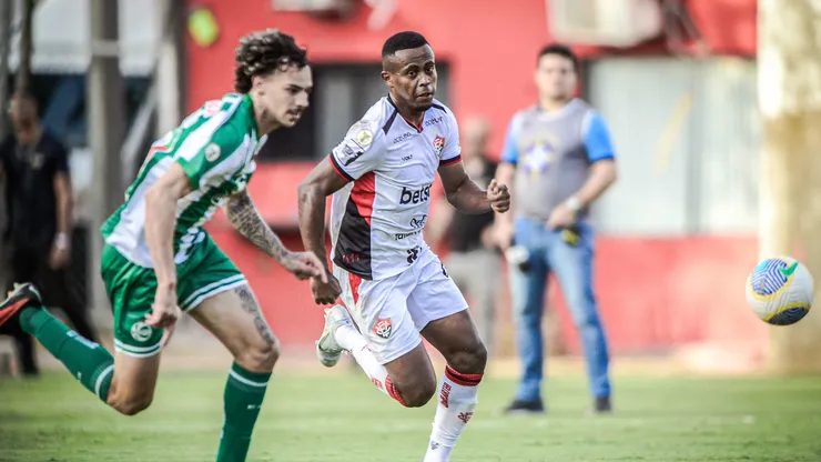 Carlos Eduardo, ex-Vitória é um dos novos reforços para o ataque do Mirassol da Série A ao lado de Alesson, que brilhou no Vila Nova