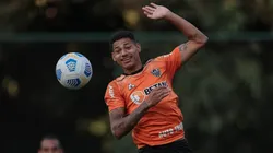 Marrony, ex-jogador do Atlético Mineiro fechou com o Remo para temporada 2025