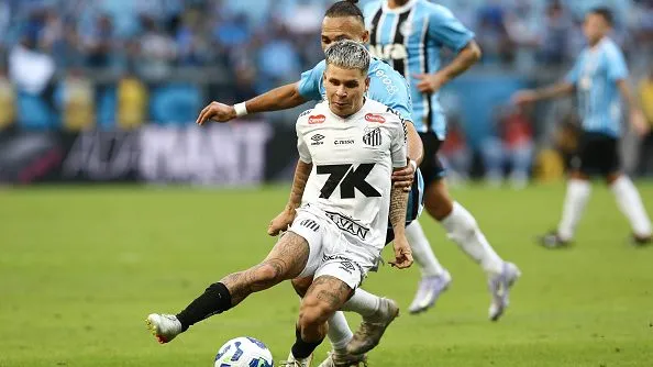 Soteldo durante partida. Foto: Pedro H. Tesch/Getty Images