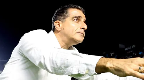 Renato Paiva vê situação ser exposta no Botafogo