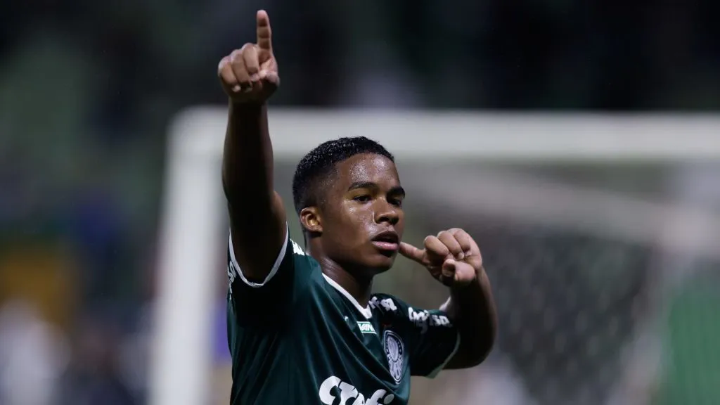 Endrick pelo Palmeiras. Foto: Alexandre Schneider/Getty Images