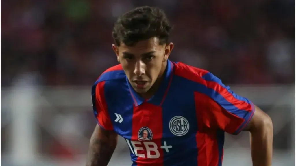 Elián Irala em ação pelo San Lorenzo – Photo by Daniel Jayo/Getty Images