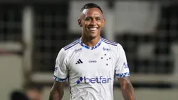 Marquinhos, jogador do Itabirito comemora seu gol durante partida contra o Cruzeiro no estadio Independencia pelo campeonato Mineiro 2025.