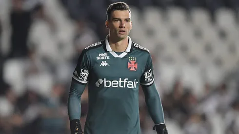 Léo Jardim tem contrato com o Vasco apenas até dezembro