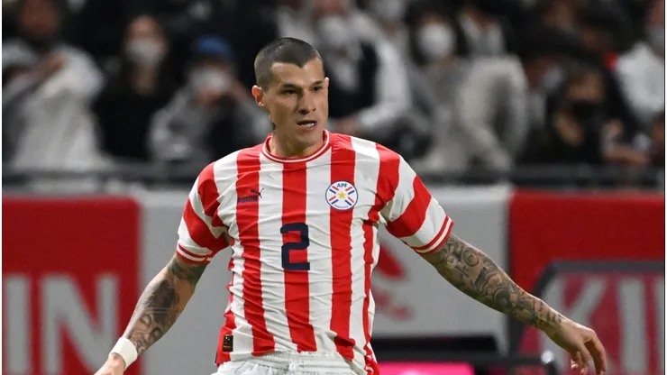 Lateral-direito já foi convocado pela Seleção Paraguaia. Photo by Kenta Harada/Getty Images)