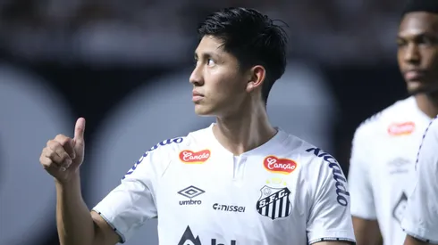 Miguelito jogador do Santos durante partida contra o Palmeiras no estadio Vila Belmiro pelo campeonato Paulista 2025. Foto: Reinaldo Campos/AGIF