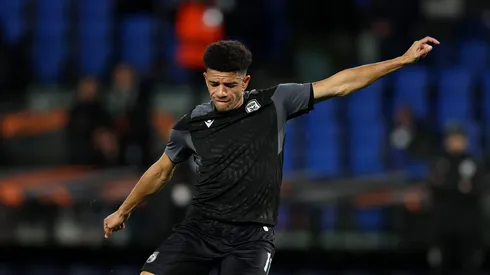 Taison durante partida do PAOK pela UEFA Europa League 2024/25
