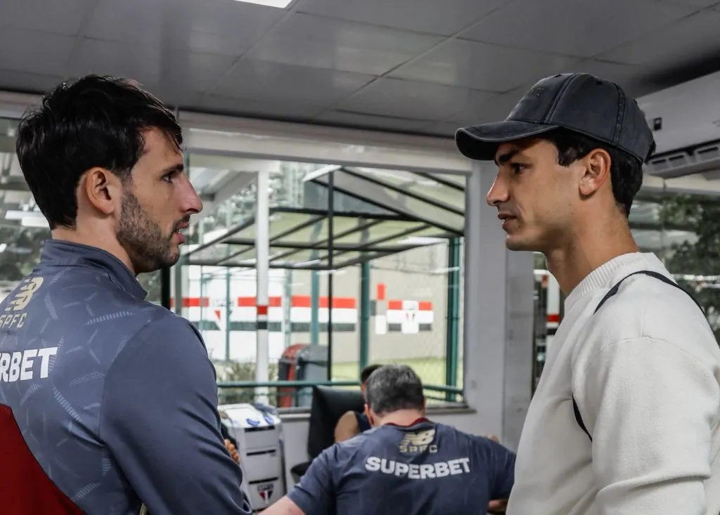Encontro entre Dinenno e Calleri no CT. Rubens Chiri / São Paulo FC