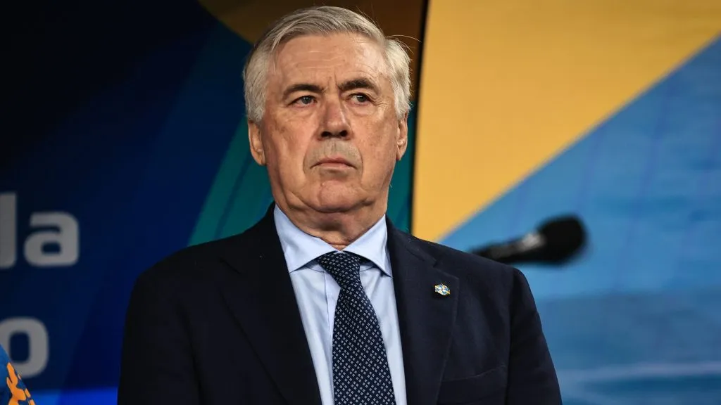 Ancelotti durante partida. Foto: Fabio Giannelli/AGIF