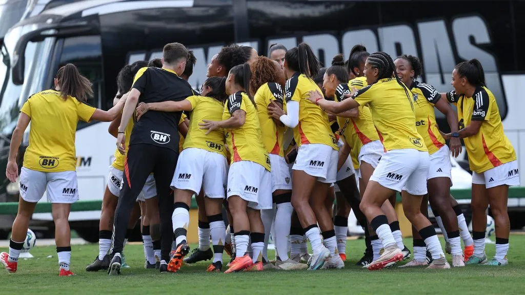 Jogadoras do Atlético-MG em duelo contra o Vasco