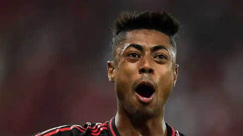 Bruno Henrique durante partida do Fla no Maracanã.