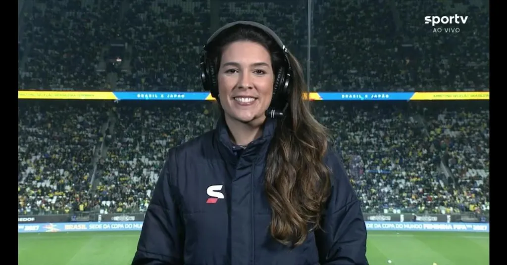 Narradora Renata Silveira