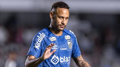 Neymar está bem encaminhado com o Santos, mas ainda nada de anúncio oficial