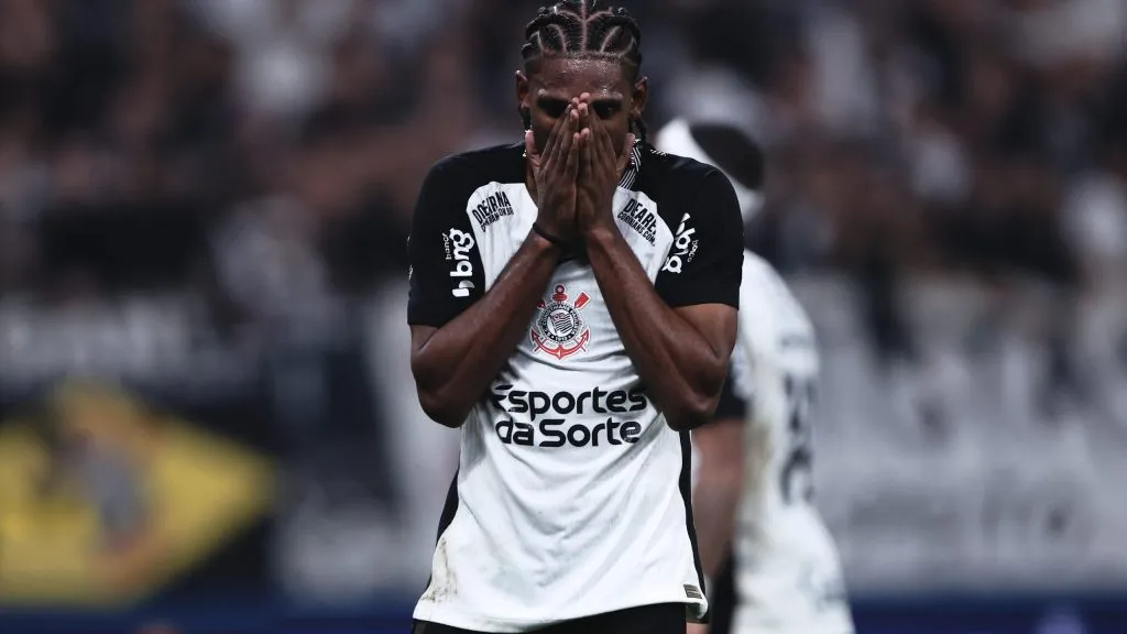 Talles Magno busca fim do jejum em confronto entre Corinthians e Grêmio. Foto: Ettore Chiereguini/AGIF