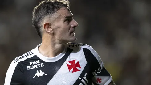 RJ - RIO DE JANEIRO - 31/05/2025 - BRASILEIRO A 2025, VASCO X BRAGANTINO - Vegetti jogador do Vasco durante partida contra o Bragantino no estadio Sao Januario pelo campeonato Brasileiro A 2025. Foto: Jorge Rodrigues/AGIF