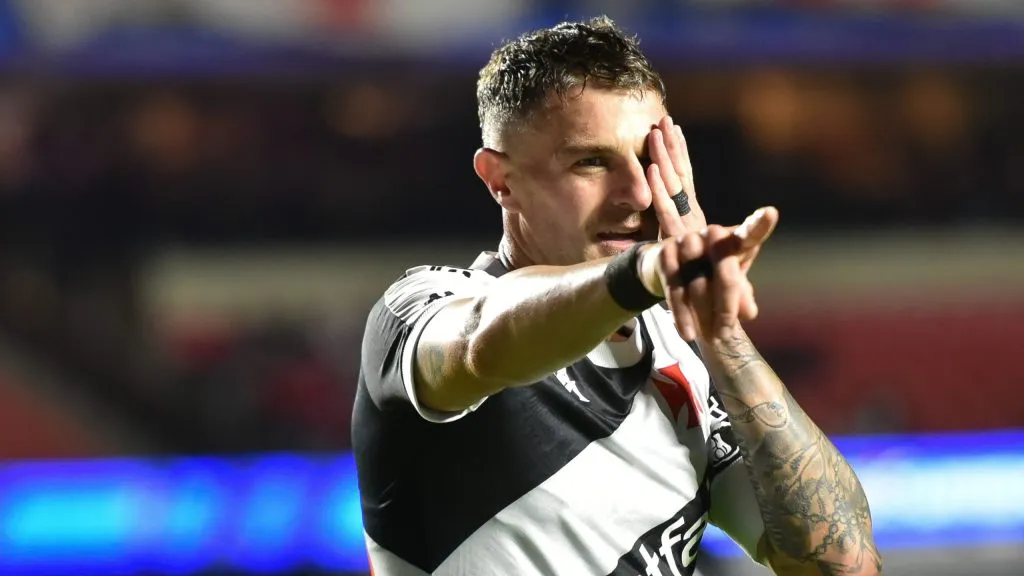 Vegetti jogador do Vasco comemora seu gol durante partida contra o Sao Paulo no estadio Morumbi pelo campeonato Brasileiro A 2025. Foto: Jota Erre/AGIF
