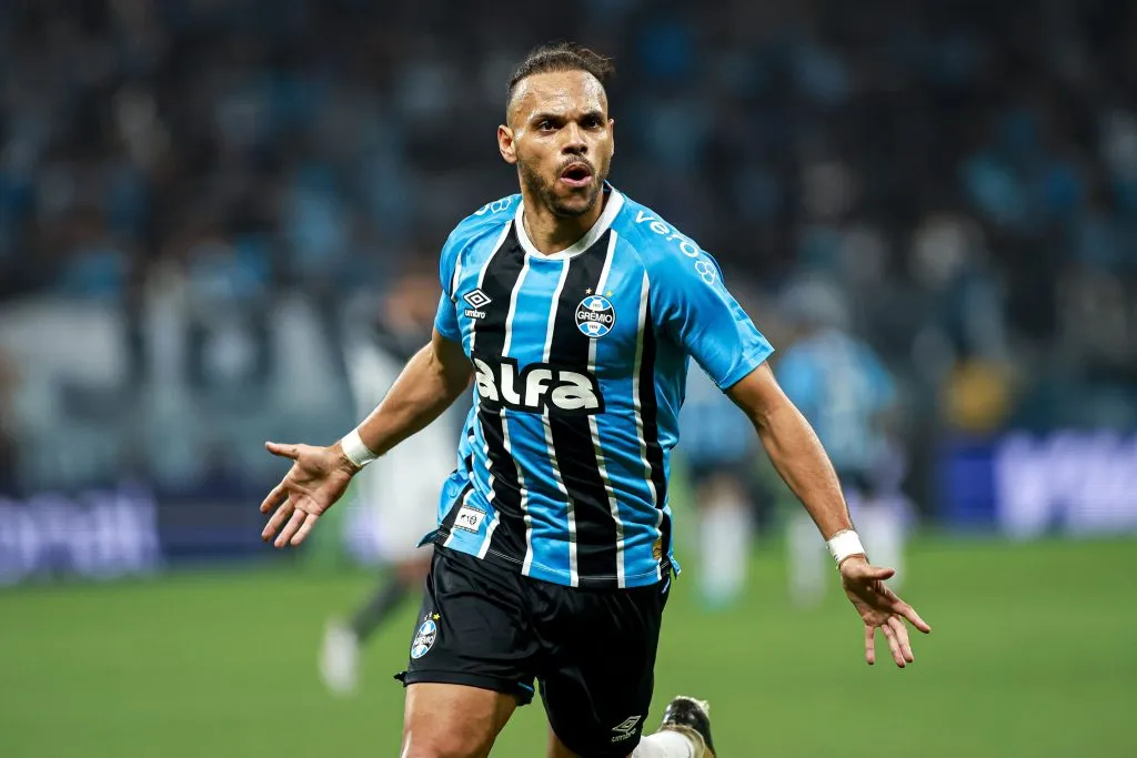 Martin Braithwaite comemora seu gol durante partida contra o Corinthians. Foto: Maxi Franzoi/AGIF
