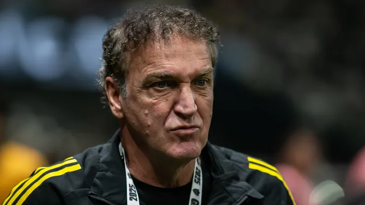 Cuca se posiciona sobre estreia de Dudu no Galo