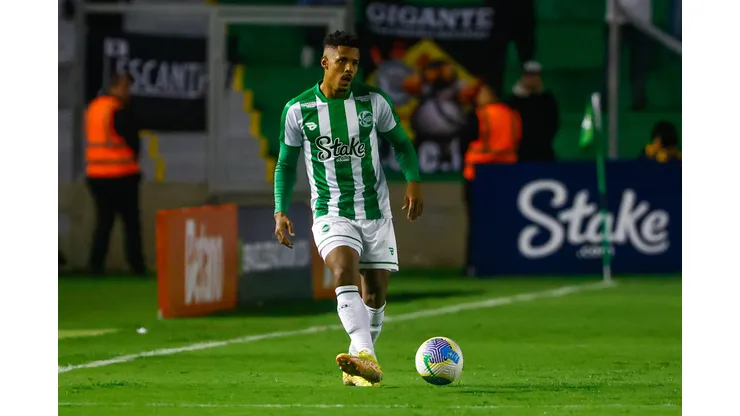 RS - CAXIAS DO SUL - 17/04/2024 - BRASILEIRO A 2024, JUVENTUDE X CORINTHIANS - Caique jogador do Juventude durante partida contra o Corinthians no estadio Alfredo Jaconi pelo campeonato Brasileiro A 2024. Foto: Luiz Erbes/AGIF