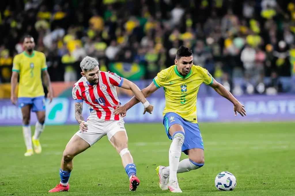 Casemiro na partida contra o Paraguai.Foto: Fernando Teramatsu/AGIF