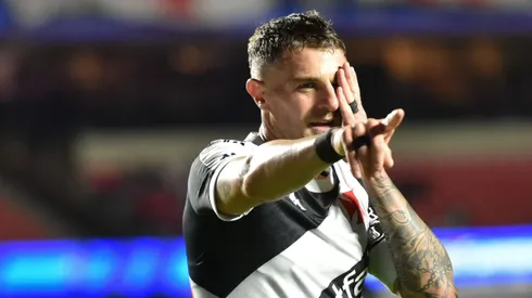 Vegetti marcou um dos gols da vitória do Vasco. Foto: Jota Erre/AGIF