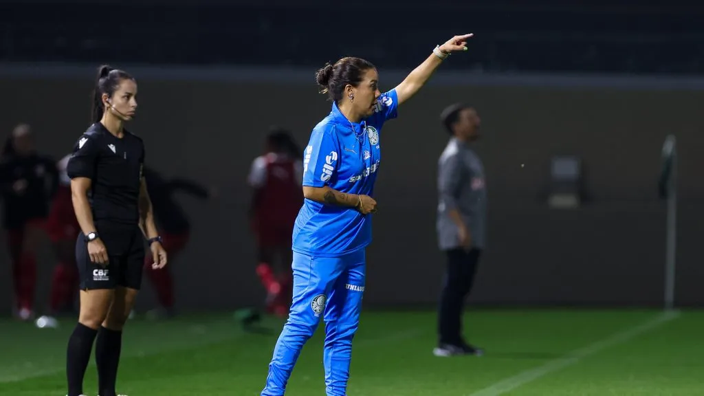 Camilla Orlando treinadora do Palmeiras