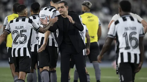RJ - RIO DE JANEIRO - 04/06/2025 - BRASILEIRO A 2025, BOTAFOGO X CEARA - Renato Paiva tecnico do Botafogo apos partida contra o Ceara no estadio Engenhao pelo campeonato Brasileiro A 2025. Foto: Jorge Rodrigues/AGIF