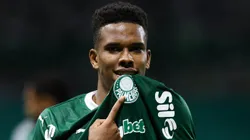 Estêvão comemorando gol pelo Palmeiras - Foto: Cesar Greco/Palmeiras/by Canon