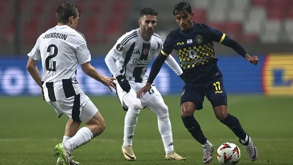 Weslley Patati durante partida. Foto: David Balogh/Getty Images