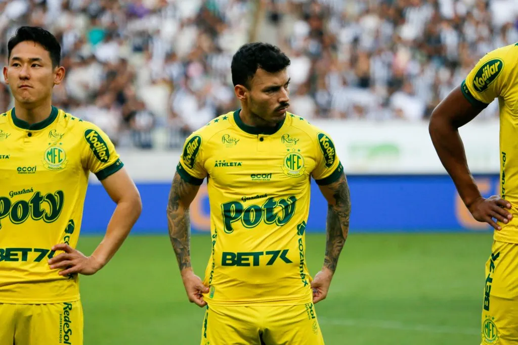 CE – FORTALEZA – 17/08/2024 – BRASILEIRO B 2024, CEARA X MIRASSOL – Zeca  jogador do Mirassol durante partida contra o Ceara no estadio Arena Castelao pelo campeonato Brasileiro B 2024. Foto: Baggio Rodrigues/AGIF