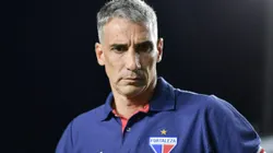 Vojvoda tem um grande desafio no Santos. Foto: Thiago Ribeiro/AGIF.