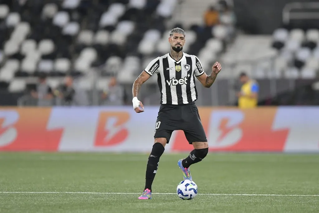 RJ – RIO DE JANEIRO – 30/04/2025 – COPA DO BRASIL 2025, BOTAFOGO X CAPITAL – Barboza jogador do Botafogo durante partida contra o Capital no estadio Engenhao pelo campeonato Copa Do Brasil 2025. Foto: Thiago Ribeiro/AGIF