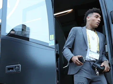 Botafogo chega ao estádio para estreia no Mundial de Clubes