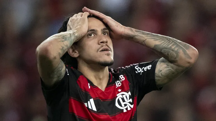 Pedro em ação pelo Flamengo - Foto: Jorge Rodrigues/AGIF