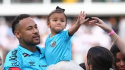 SP - SANTOS - 01/06/2025 - BRASILEIRO A 2025, SANTOS X BOTAFOGO - Neymar jogador do Santos durante aquecimento antes da partida contra o Botafogo no estadio Vila Belmiro pelo campeonato Brasileiro A 2025. Foto: Mauricio De Souza/AGIF