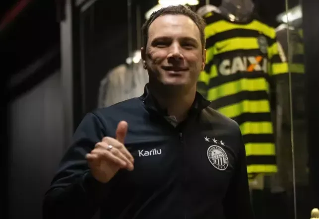 Bruno Pivetti é demitido do Operário-PR após nova sequência negativa na Série B – (Foto: Enzo Binotto / OFEC)